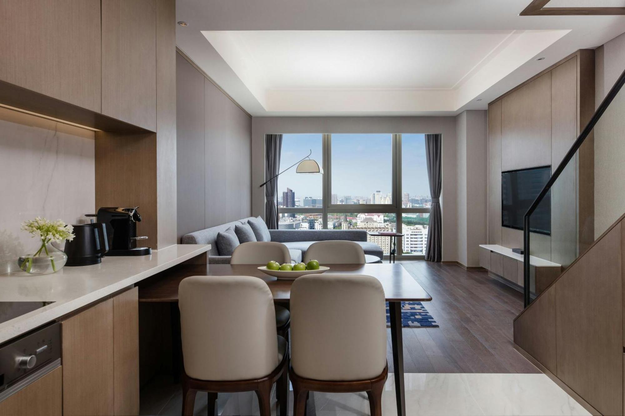 Shanghai Marriott Hotel Pudong East - Only A 30 Minute Drive From Disney Buitenkant foto