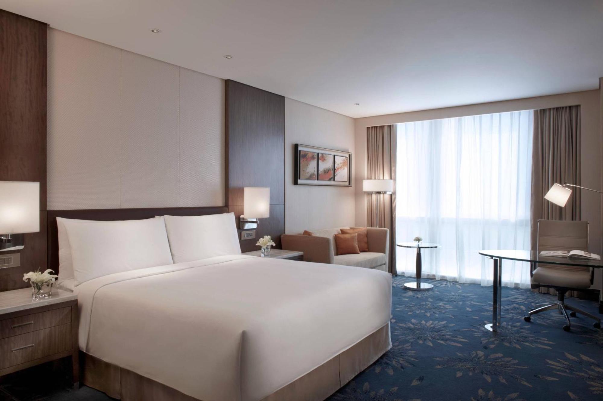 Shanghai Marriott Hotel Pudong East - Only A 30 Minute Drive From Disney Buitenkant foto