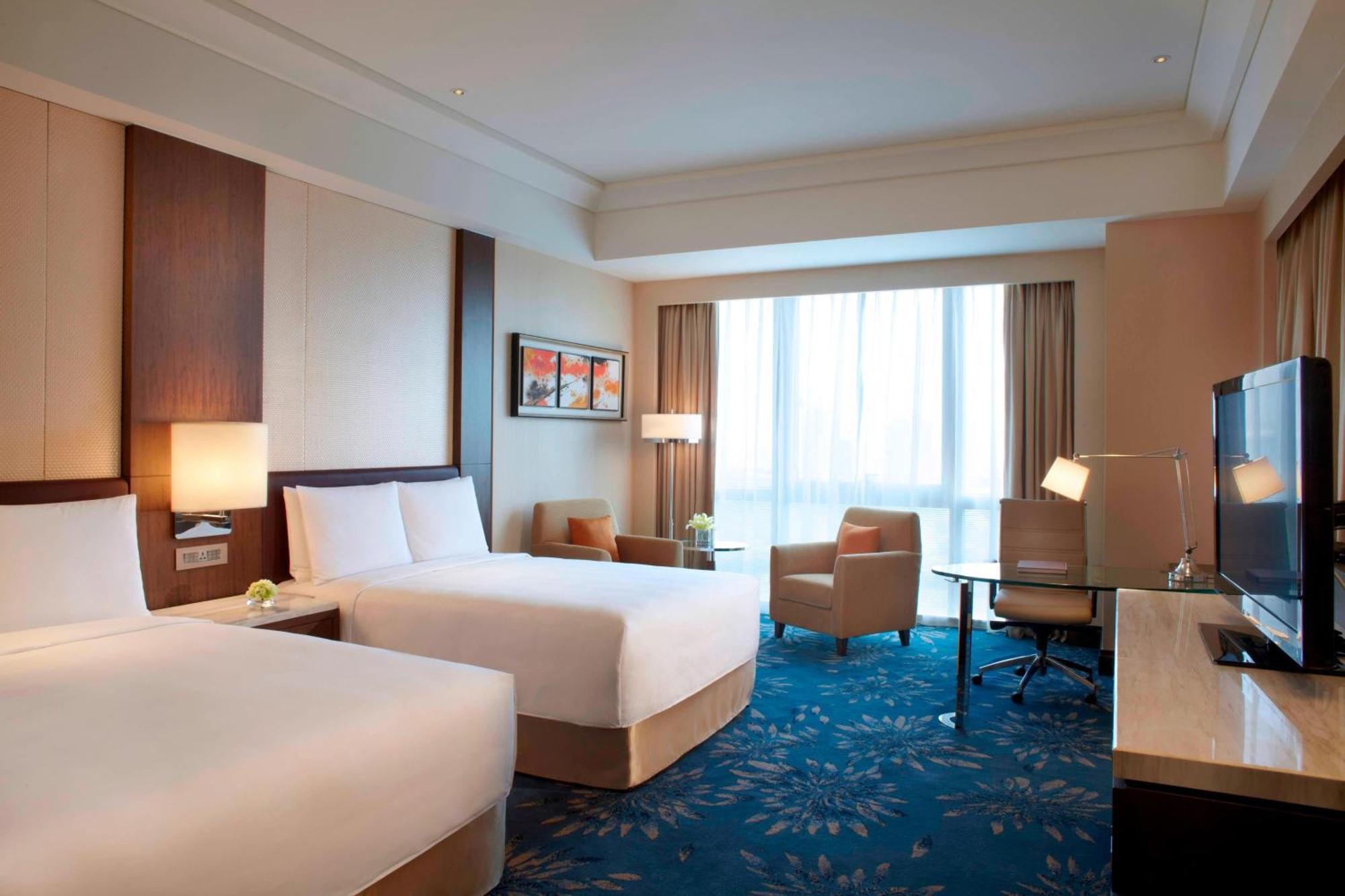 Shanghai Marriott Hotel Pudong East - Only A 30 Minute Drive From Disney Buitenkant foto