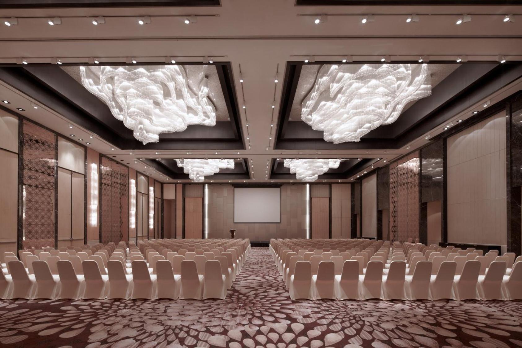 Shanghai Marriott Hotel Pudong East - Only A 30 Minute Drive From Disney Buitenkant foto